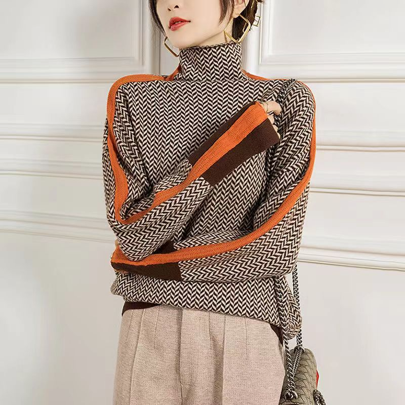 EVOQUE™ | GEOMETRIC KNIT TURTLENECK SWEATER