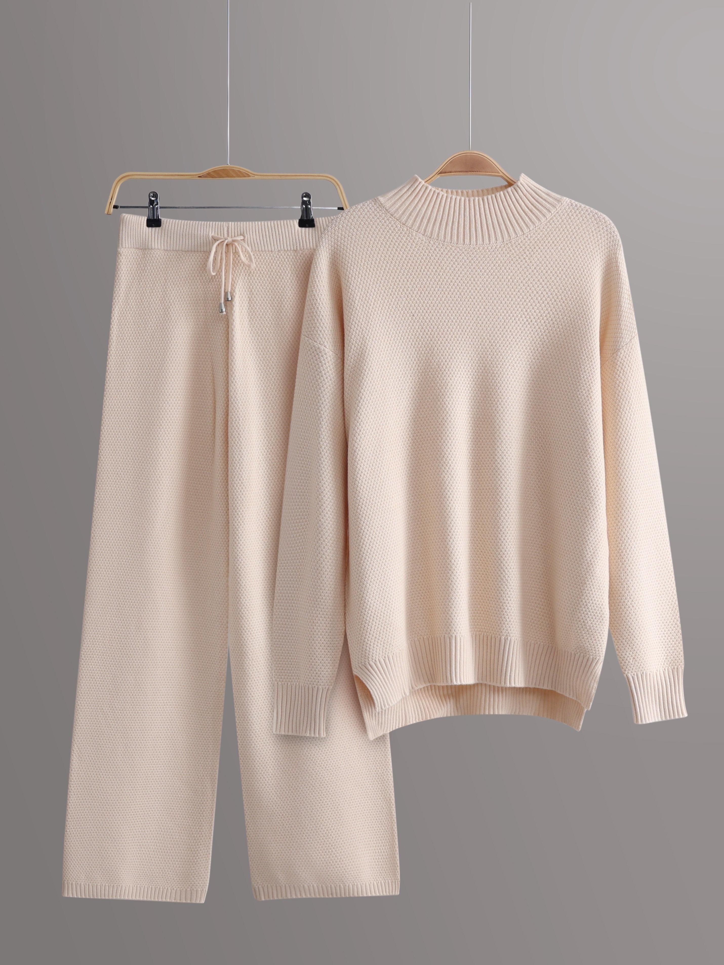 Evoque™ | Knitted Set with High Neck and Trousers