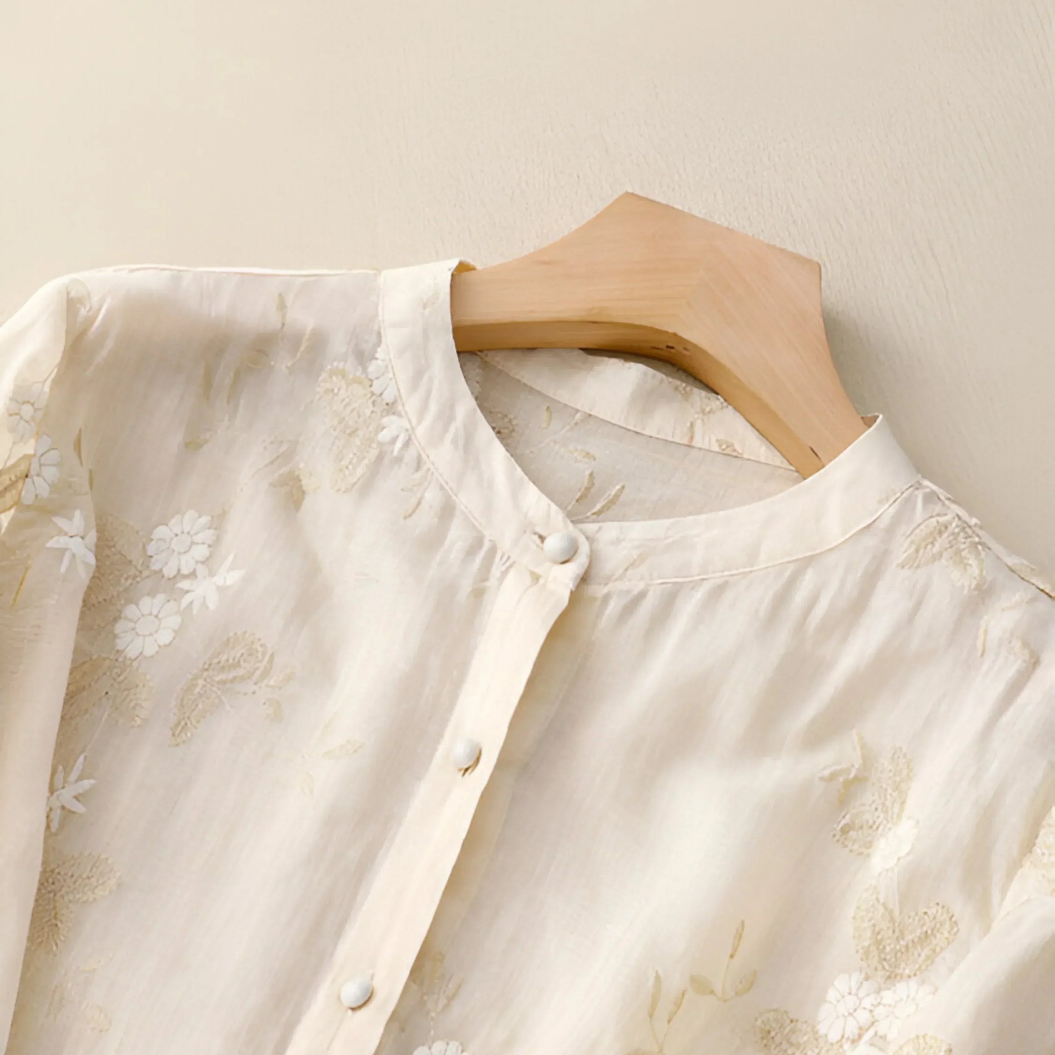 EVOQUE™ | EMBROIDERED CHIFFON BLOUSE