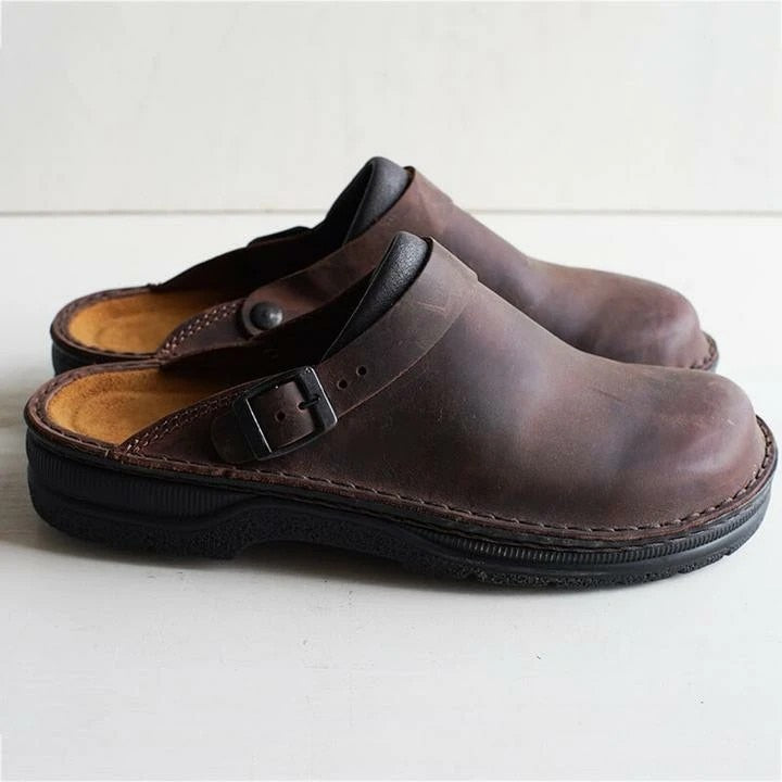 EVOQUE™ | Premium Leather Clogs with Adjustable Strap