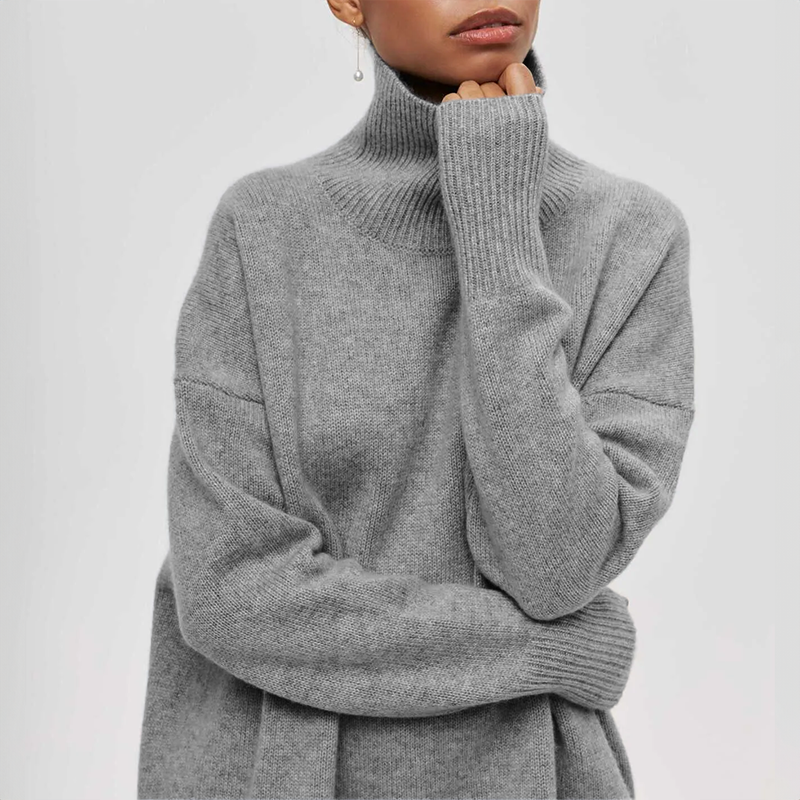 EVOQUE™ | HIGH-NECK OVERSIZED SWEATER