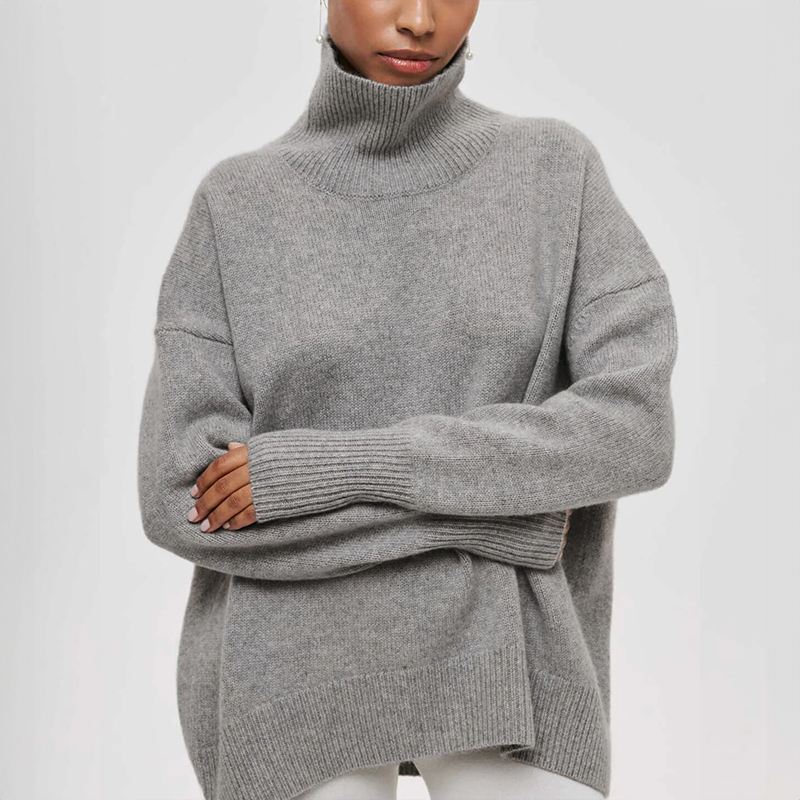 EVOQUE™ | HIGH-NECK OVERSIZED SWEATER