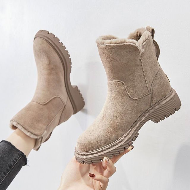 EVOQUE™ | Cozy Faux Fur Lined Ankle Boots